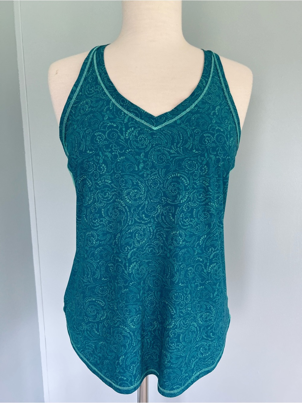 Lululemon Teal Paisley V-Neck Racerback Tank Top
